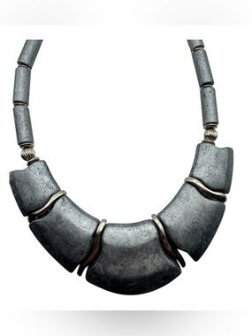 Vintage Japan Hematite Like Stone Bib Collar Necklace Silver Tone Statement